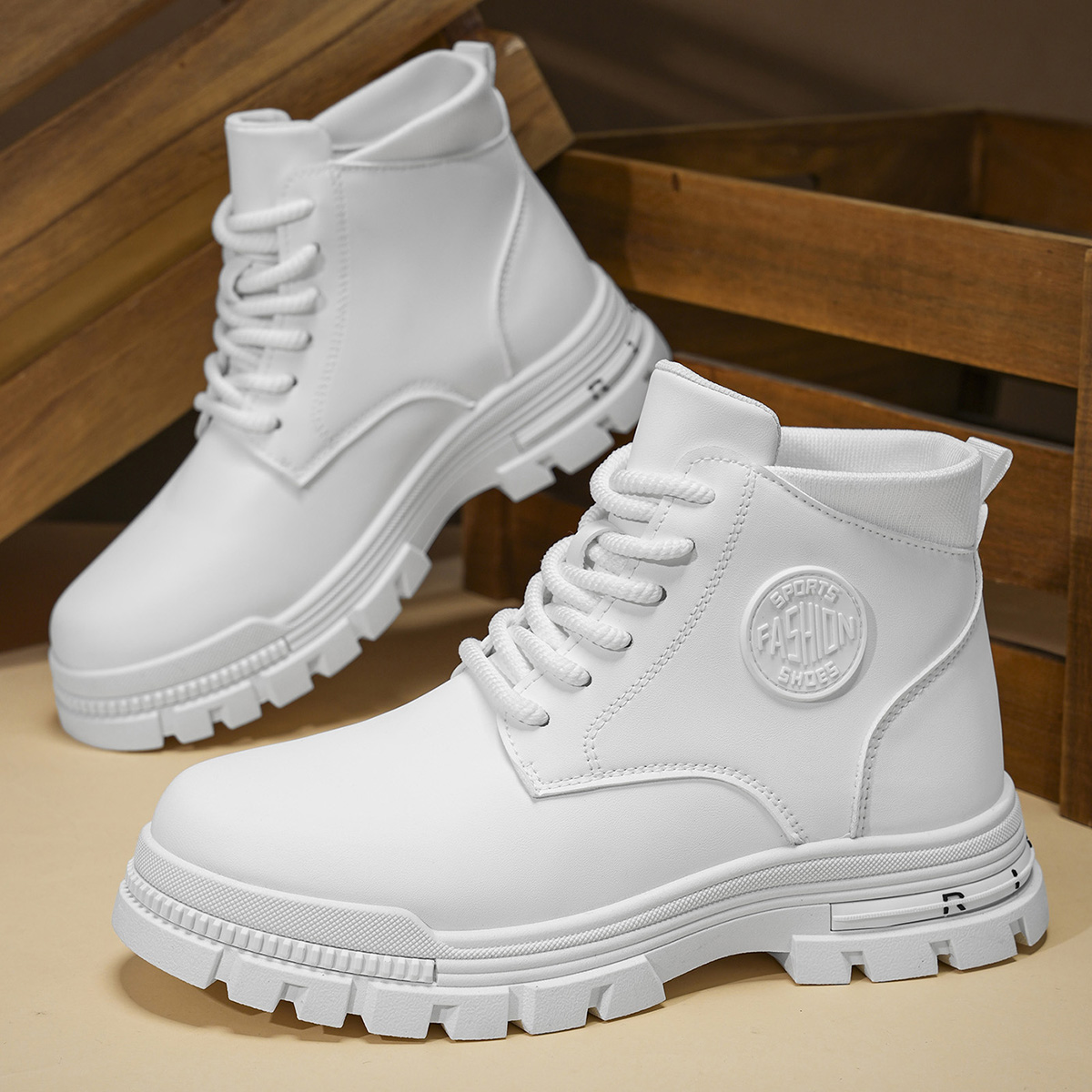 Men'S Fashion News - Erkek Modası Her Mevsim Beyaz Motosiklet